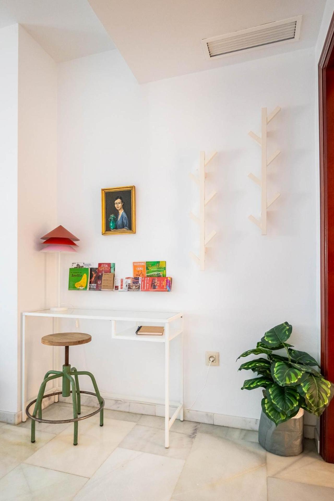 Apartamento Piso Con Patio Privado Y Parking Nervion *